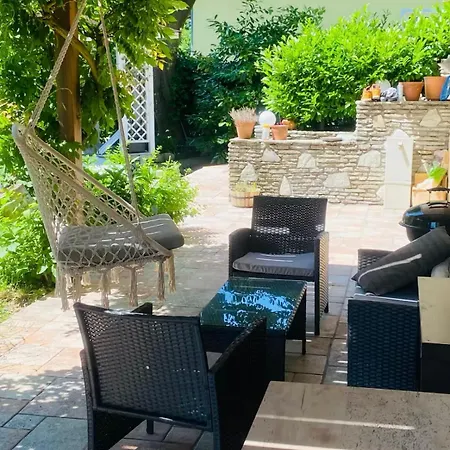 Schoene Gartenwohnung Appartamento Salisburgo