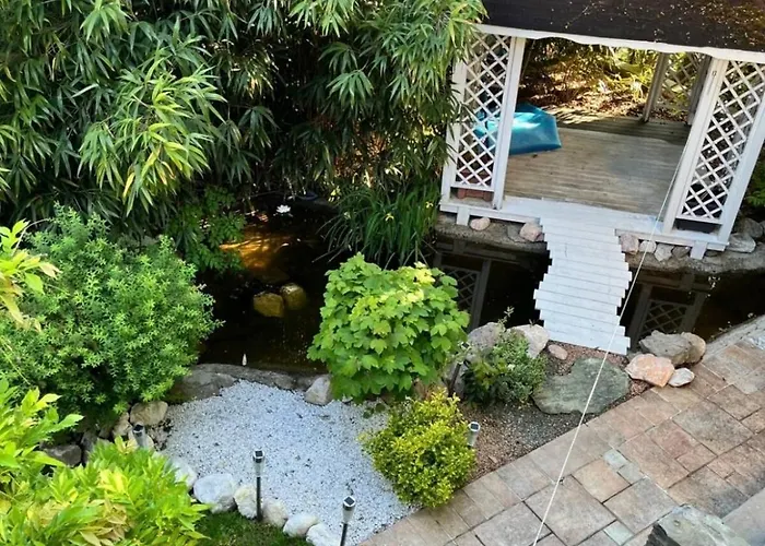 Schoene Gartenwohnung Apartman