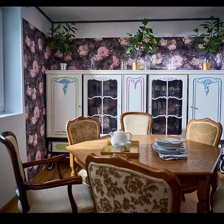 Schöne Gartenwohnung *