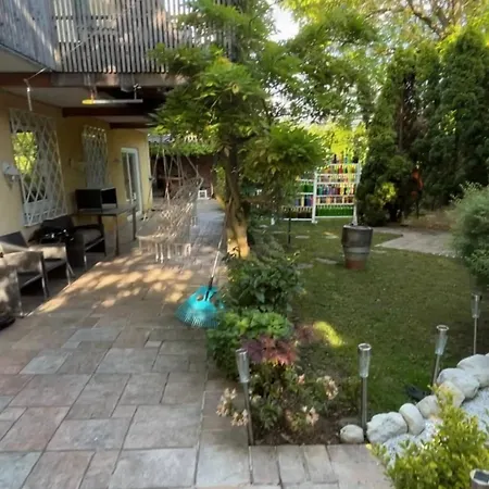 Schöne Gartenwohnung