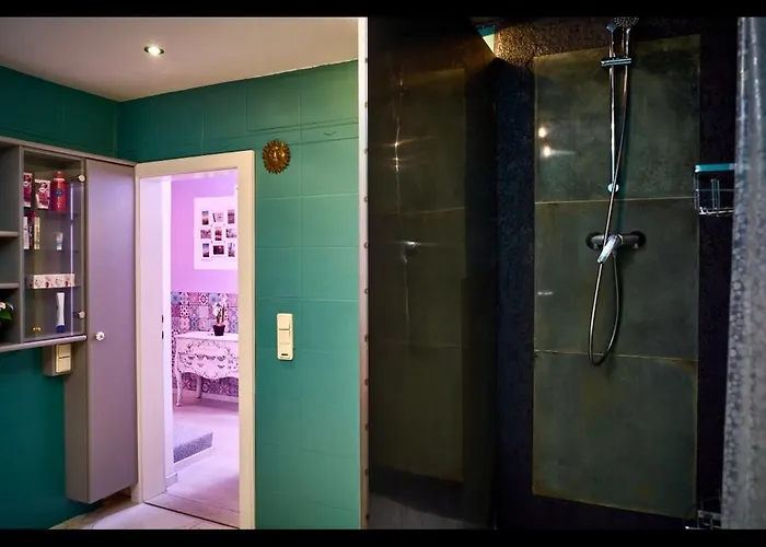 아파트 Schoene Gartenwohnung 잘츠부르크