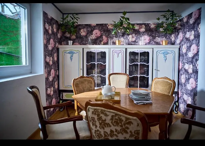 Schoene Gartenwohnung *